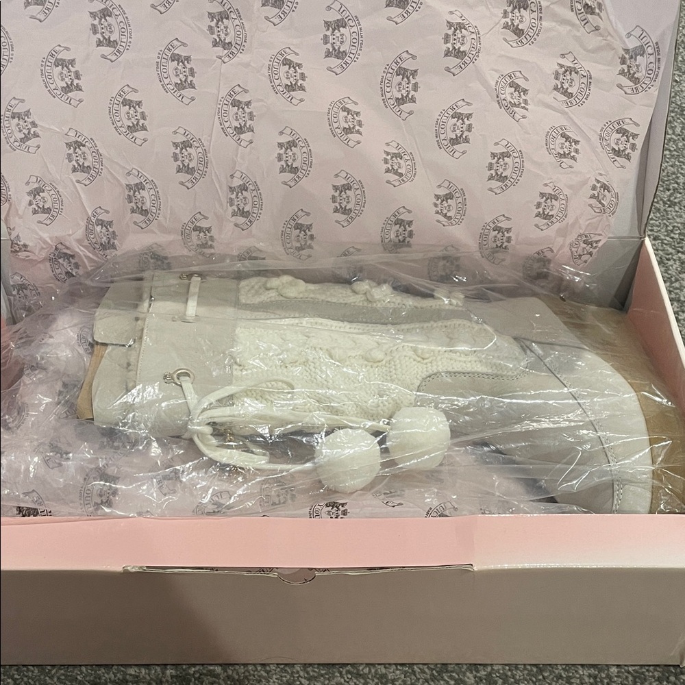 Juicy Couture Snowbunny Winter Boots with Pom Poms - Picture 8 of 9